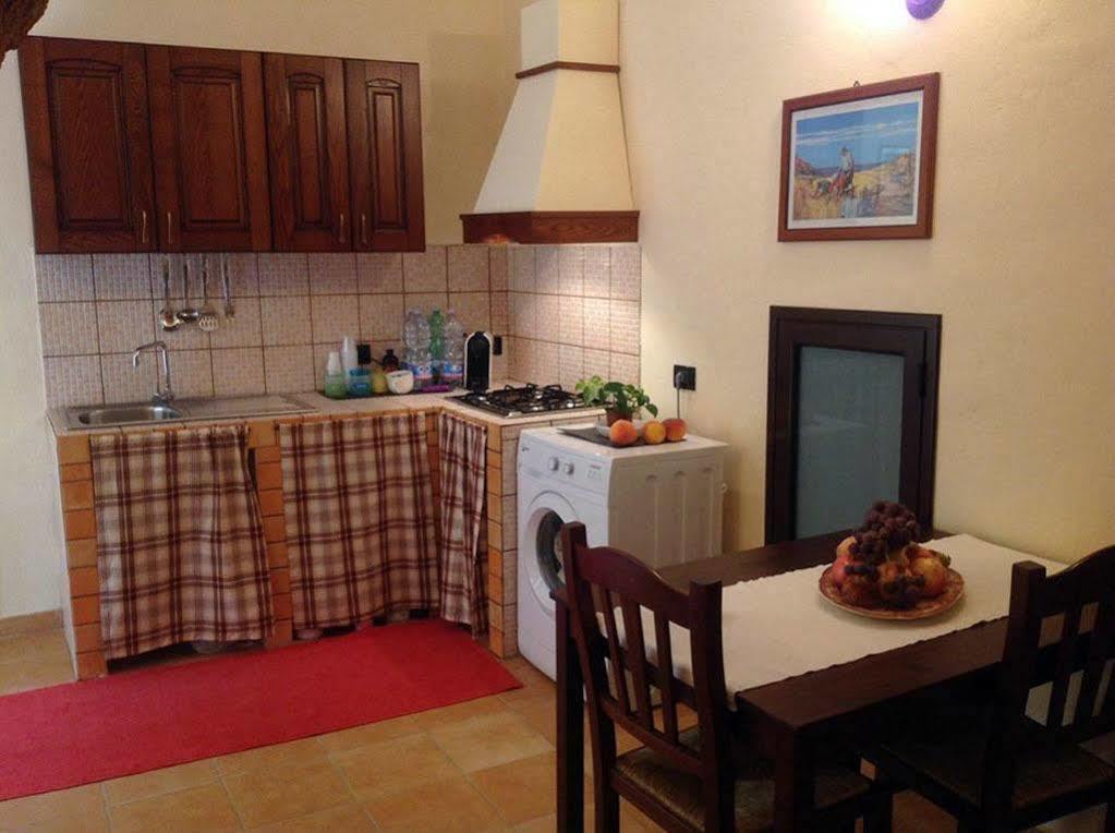 アグリジェント Domus Antiqua Bed & Breakfast エクステリア 写真