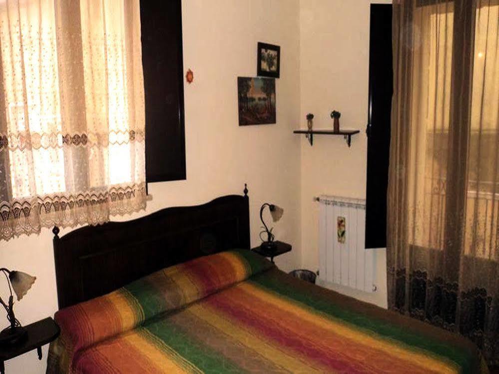 アグリジェント Domus Antiqua Bed & Breakfast エクステリア 写真